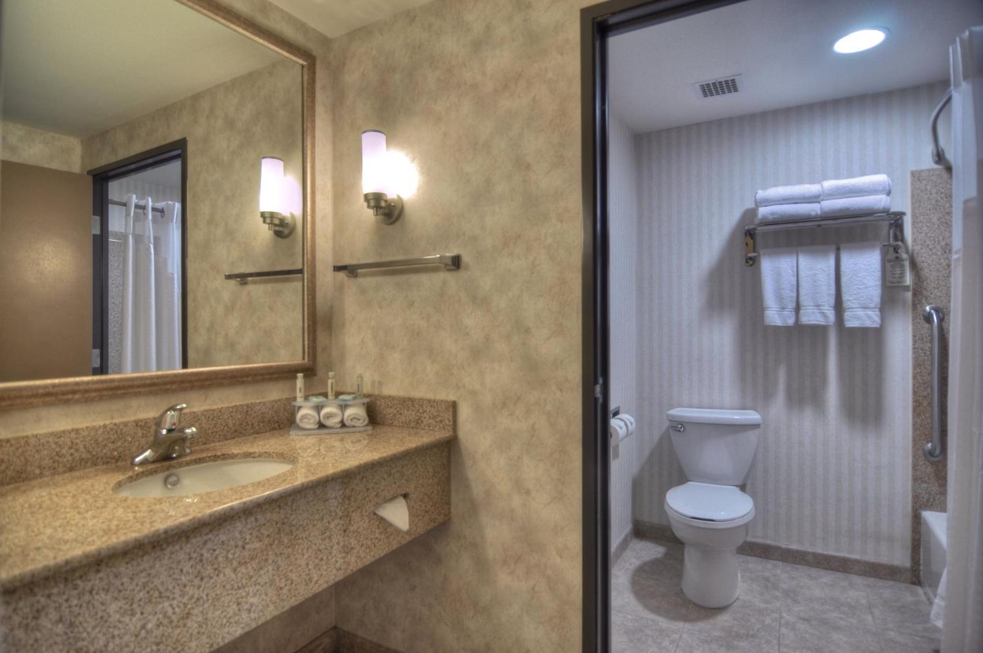 Holiday Inn Express San Diego South - Chula Vista By Ihg Exterior foto