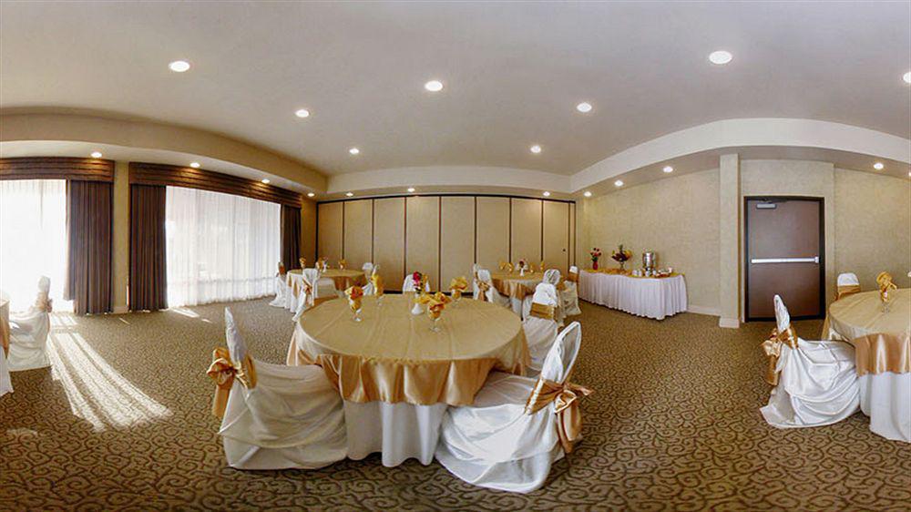 Holiday Inn Express San Diego South - Chula Vista By Ihg Exterior foto